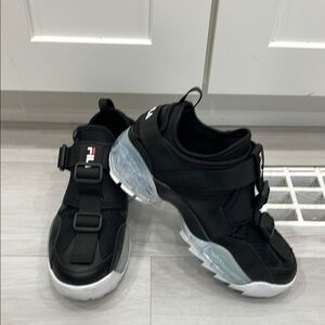Fila Unit LE Black and White Chunky Sole Sneakers Size US 8.5